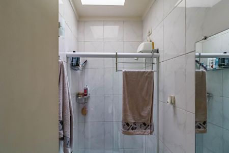 Casa à venda com 64m², 2 quartos e 2 vagasSuite 02 - Banheiro