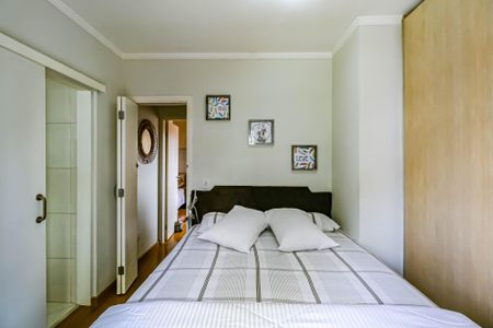 Casa à venda com 64m², 2 quartos e 2 vagasSuite 01