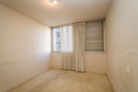 Apartamento à venda com 200m², 3 quartos e 3 vagasSuite 2