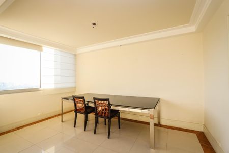Apartamento à venda com 200m², 3 quartos e 3 vagasSala de Jantar