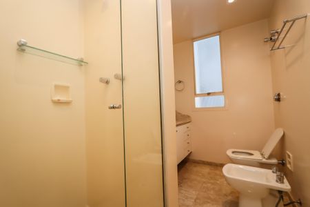 Apartamento à venda com 200m², 3 quartos e 3 vagasBanheiro da Suite 2