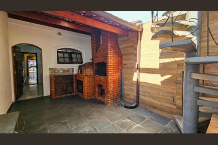 Casa à venda com 100m², 3 quartos e 1 vaga Casa à venda com 100m², 3 quartos e 1 vagaChurrasqueira