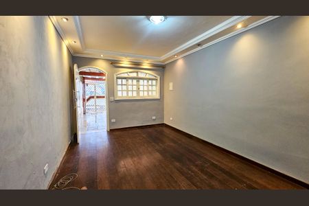 Casa à venda com 100m², 3 quartos e 1 vaga Casa à venda com 100m², 3 quartos e 1 vagaSala