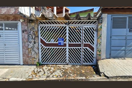 Casa à venda com 100m², 3 quartos e 1 vaga Casa à venda com 100m², 3 quartos e 1 vagaFachada
