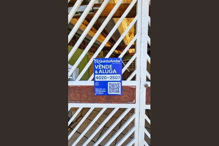 Casa à venda com 100m², 3 quartos e 1 vaga Casa à venda com 100m², 3 quartos e 1 vagaPlaca