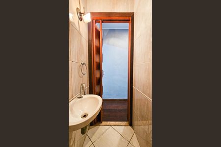 Casa à venda com 100m², 3 quartos e 1 vaga Casa à venda com 100m², 3 quartos e 1 vagaBanheiro Social