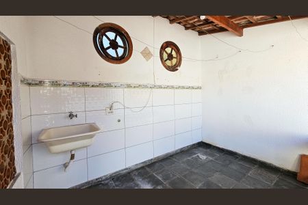 Casa à venda com 100m², 3 quartos e 1 vaga Casa à venda com 100m², 3 quartos e 1 vagaÁrea de Serviço