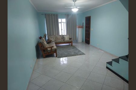 Casa à venda com 176m², 2 quartos e 3 vagas Casa à venda com 176m², 2 quartos e 3 vagasSala