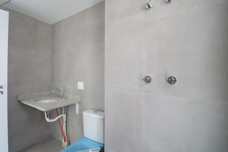 Apartamento à venda com 396m², 4 quartos e 4 vagasBanheiro da Suíte 4