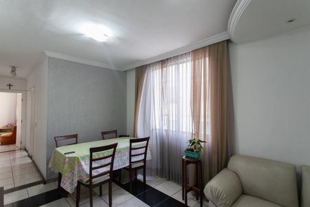 Sala de apartamento à venda com 3 quartos, 60m² em São João Batista, Belo Horizonte