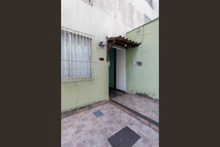 Apartamento à venda com 60m², 3 quartos e 1 vaga Apartamento à venda com 60m², 3 quartos e 1 vagaEntrada do Bloco