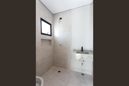 Casa à venda com 150m², 3 quartos e 2 vagas Casa à venda com 150m², 3 quartos e 2 vagasBanheiro da Suíte