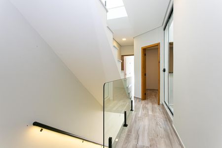 Casa à venda com 150m², 3 quartos e 2 vagas Casa à venda com 150m², 3 quartos e 2 vagasCorredor