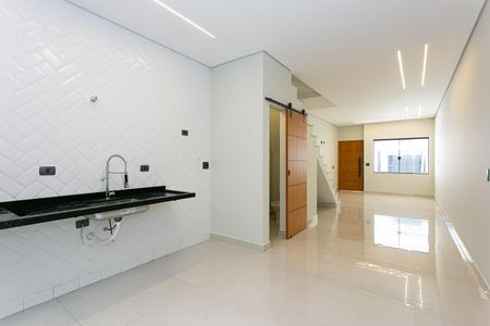 Casa à venda com 150m², 3 quartos e 2 vagas Casa à venda com 150m², 3 quartos e 2 vagasCozinha