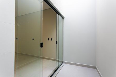 Casa à venda com 150m², 3 quartos e 2 vagas Casa à venda com 150m², 3 quartos e 2 vagasÁrea de Serviço