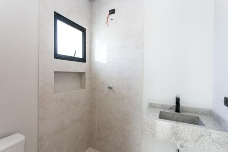 Casa à venda com 150m², 3 quartos e 2 vagas Casa à venda com 150m², 3 quartos e 2 vagasBanheiro da Suíte