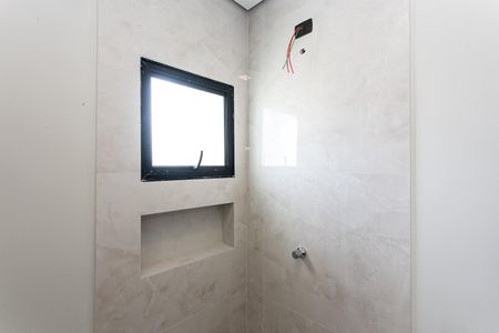 Casa à venda com 150m², 3 quartos e 2 vagas Casa à venda com 150m², 3 quartos e 2 vagasBanheiro da Suíte