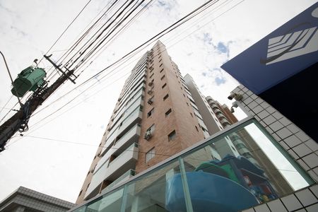 Apartamento para alugar com 64m², 2 quartos e 1 vaga Apartamento para alugar com 64m², 2 quartos e 1 vagaFachada