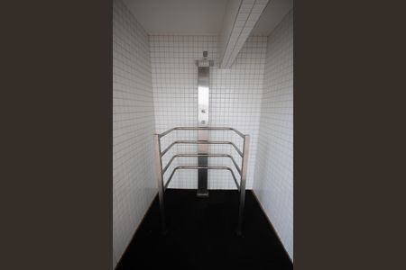 Apartamento para alugar com 78m², 2 quartos e 2 vagas Apartamento para alugar com 78m², 2 quartos e 2 vagasÁrea comum - Piscina