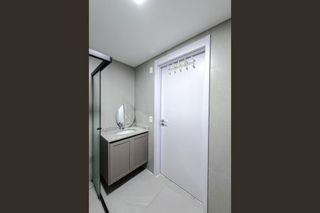 Studio à venda com 50m², 1 quarto e sem vaga Studio à venda com 50m², 1 quarto e sem vagaBanheiro Social