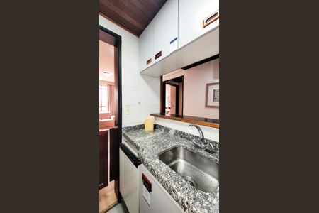 Studio para alugar com 47m², 1 quarto e 1 vaga Studio para alugar com 47m², 1 quarto e 1 vagaCozinha