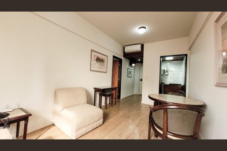 Studio para alugar com 47m², 1 quarto e 1 vaga Studio para alugar com 47m², 1 quarto e 1 vagaStudio