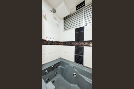 Studio para alugar com 47m², 1 quarto e 1 vaga Studio para alugar com 47m², 1 quarto e 1 vagaBanheiro