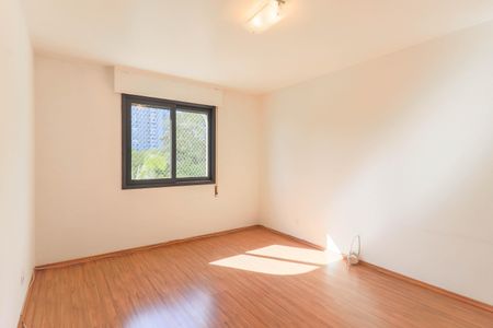 Apartamento à venda com 160m², 3 quartos e 2 vagasSuíte