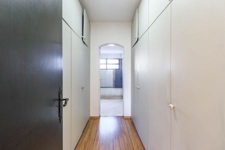 Apartamento à venda com 160m², 3 quartos e 2 vagasCloset da Suíte