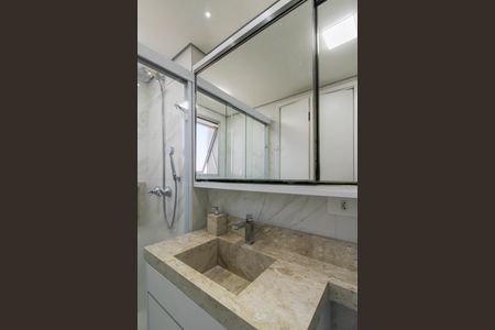 Apartamento à venda com 100m², 3 quartos e 1 vaga Apartamento à venda com 100m², 3 quartos e 1 vagaBanheiro da Suíte