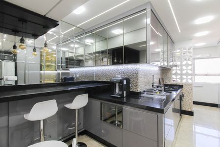 Apartamento à venda com 100m², 3 quartos e 1 vaga Apartamento à venda com 100m², 3 quartos e 1 vagaCozinha