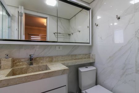 Apartamento à venda com 100m², 3 quartos e 1 vaga Apartamento à venda com 100m², 3 quartos e 1 vagaBanheiro da Suíte