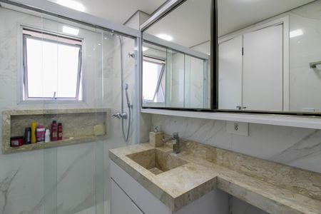 Apartamento à venda com 100m², 3 quartos e 1 vaga Apartamento à venda com 100m², 3 quartos e 1 vagaBanheiro da Suíte