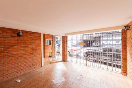 Casa à venda com 130m², 3 quartos e 2 vagas Casa à venda com 130m², 3 quartos e 2 vagasGaragem