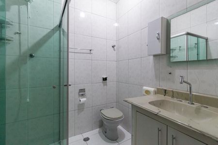 Casa à venda com 130m², 3 quartos e 2 vagas Casa à venda com 130m², 3 quartos e 2 vagasBanheiro