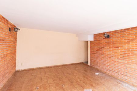 Casa à venda com 130m², 3 quartos e 2 vagas Casa à venda com 130m², 3 quartos e 2 vagasGaragem