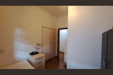 Casa à venda com 230m², 3 quartos e 3 vagas