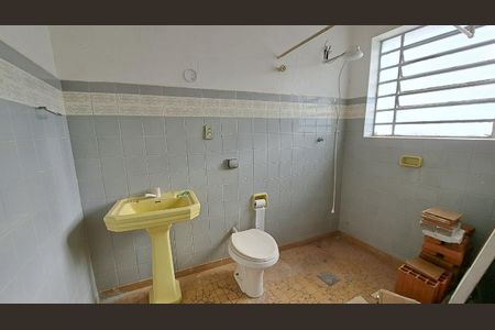 Casa à venda com 230m², 3 quartos e 3 vagas