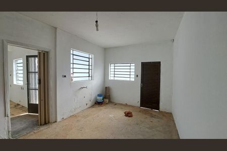 Casa à venda com 230m², 3 quartos e 3 vagas