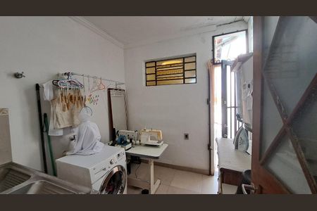 Casa à venda com 230m², 3 quartos e 3 vagas