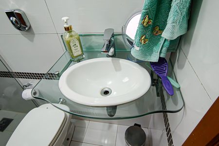 Casa de condomínio à venda com 134m², 2 quartos e 2 vagas Casa de condomínio à venda com 134m², 2 quartos e 2 vagasBanheiro 1