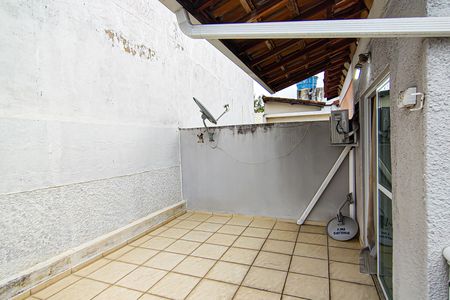 Casa de condomínio à venda com 134m², 2 quartos e 2 vagas Casa de condomínio à venda com 134m², 2 quartos e 2 vagasterraço