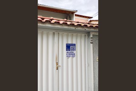 Casa de condomínio à venda com 134m², 2 quartos e 2 vagas Casa de condomínio à venda com 134m², 2 quartos e 2 vagasPlaca