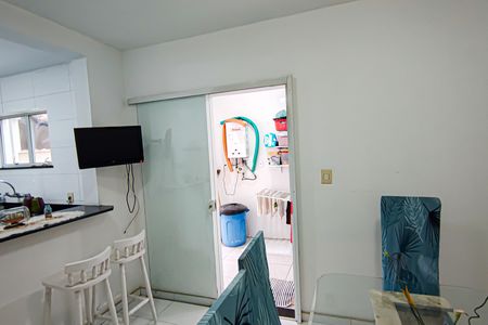 Casa de condomínio à venda com 134m², 2 quartos e 2 vagas Casa de condomínio à venda com 134m², 2 quartos e 2 vagasCopa