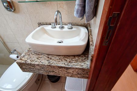 Casa de condomínio à venda com 134m², 2 quartos e 2 vagas Casa de condomínio à venda com 134m², 2 quartos e 2 vagasBanheiro 2