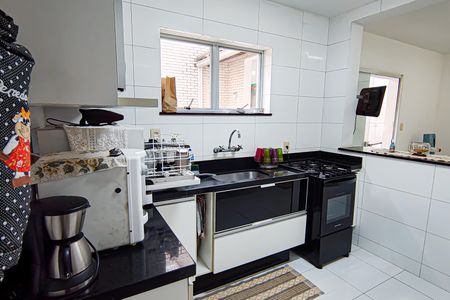 Casa de condomínio à venda com 134m², 2 quartos e 2 vagas Casa de condomínio à venda com 134m², 2 quartos e 2 vagasCozinha