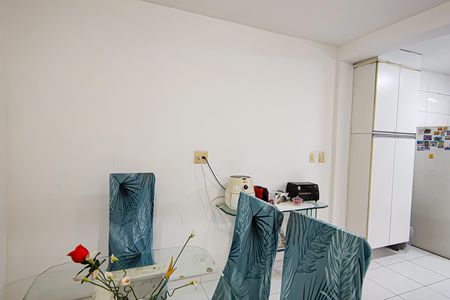 Casa de condomínio à venda com 134m², 2 quartos e 2 vagas Casa de condomínio à venda com 134m², 2 quartos e 2 vagasCopa