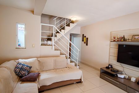 Casa de condomínio à venda com 134m², 2 quartos e 2 vagas Casa de condomínio à venda com 134m², 2 quartos e 2 vagasSala