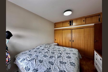 Apartamento à venda com 170m², 4 quartos e 2 vagas Apartamento à venda com 170m², 4 quartos e 2 vagasQuarto 3