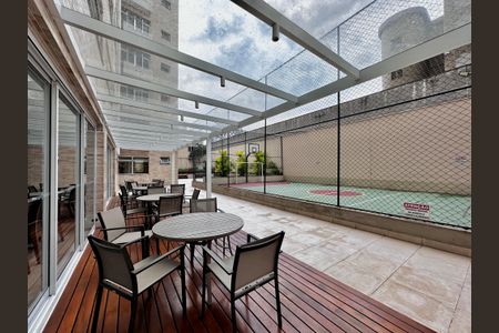 Apartamento à venda com 170m², 4 quartos e 2 vagas Apartamento à venda com 170m², 4 quartos e 2 vagasÁrea comum - Salão de festas